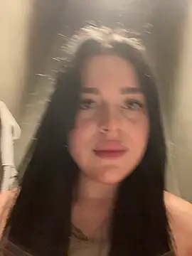 Your_pretty_Mary naked in live sex video chat