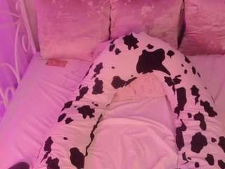 AlicaMeowWorld on webcam for live free nude chat now