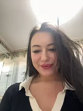 AndreaMood naked in live sex video chat