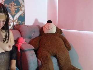 angelacute19 on webcam for live free nude chat now