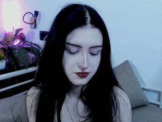GladysDark on webcam for live free nude chat now