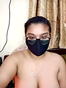 Jasmine_jaaan naked in live sex video chat