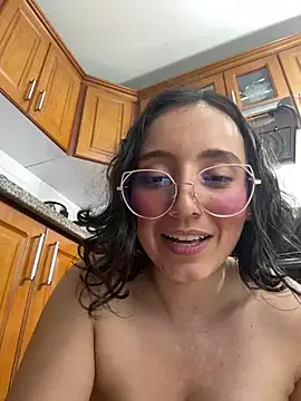 Kay_LustyWife naked in live sex video chat