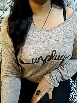 kindar-joy naked in live sex video chat