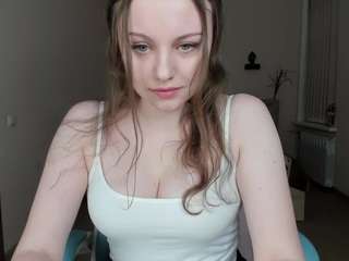 KuefiraKuki on webcam for live free nude chat now