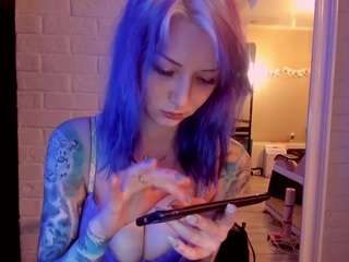 LoreLaye on webcam for live free nude chat now