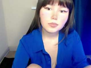 MinnieeDoll on webcam for live free nude chat now