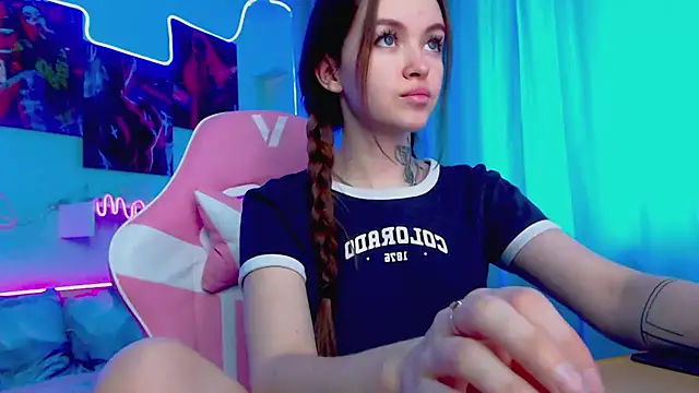 Naughty_Mable naked in live sex video chat