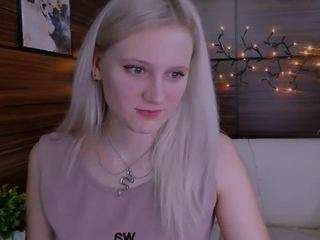 sweetie-marta on webcam for live free nude chat now
