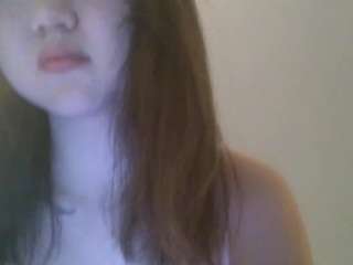 AlishaKim18 on webcam for live free nude chat now