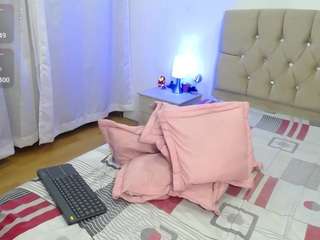 angel-juls on webcam for live free nude chat now
