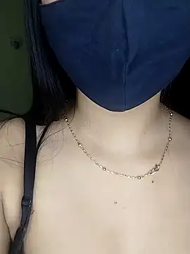 Blackmagic_queen naked in live sex video chat