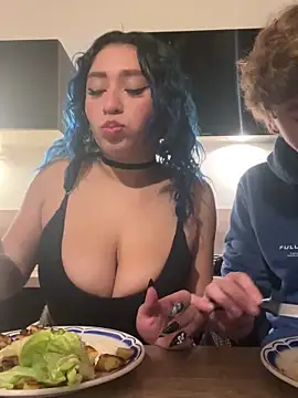 Bulmasexy naked in live sex video chat