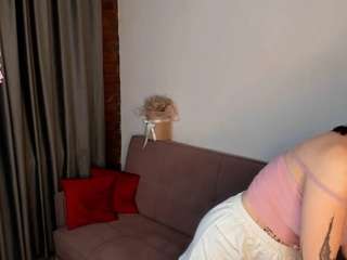 DebraKing on webcam for live free nude chat now
