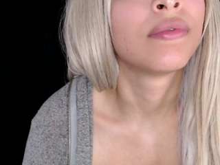 DivinaSiren on webcam for live free nude chat now