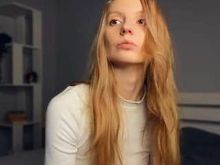 EdytDowdey on webcam for live free nude chat now