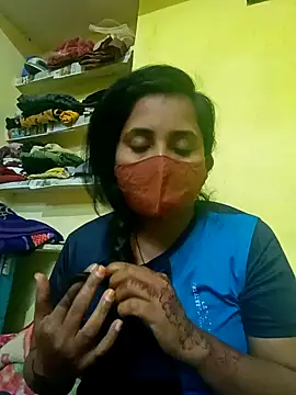 geeta_0743 naked in live sex video chat