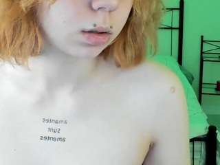 Hellen-Hi1l on webcam for live free nude chat now