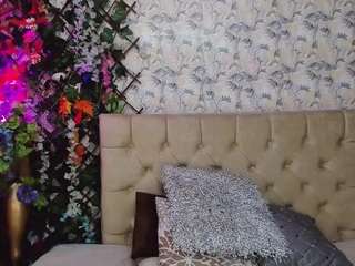 maxim-giovy on webcam for live free nude chat now