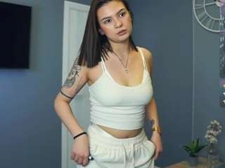 MeghanGartrell on webcam for live free nude chat now