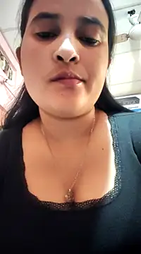 MONALISHhA naked in live sex video chat