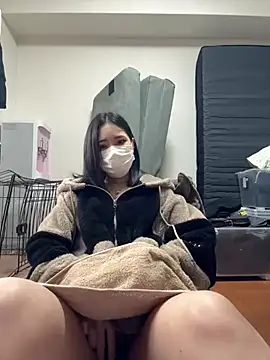REN-0101 naked in live sex video chat