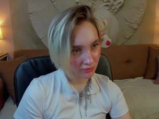 SteshaStone on webcam for live free nude chat now