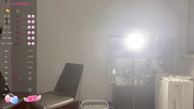 UU-1314 naked in live sex video chat