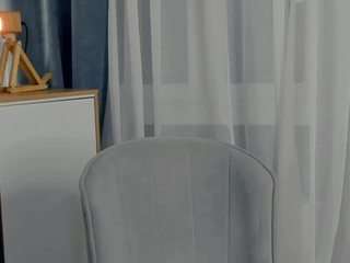 AccaGateley on webcam for live free nude chat now