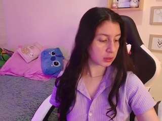 Alainaa on webcam for live free nude chat now