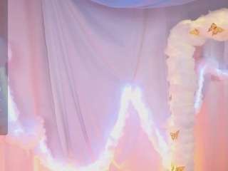 alisiaspinnet on webcam for live free nude chat now