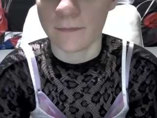 average-girl on webcam for live free nude chat now