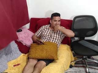 dannagarcia121 on webcam for live free nude chat now