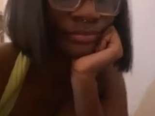 Hlayven on webcam for live free nude chat now