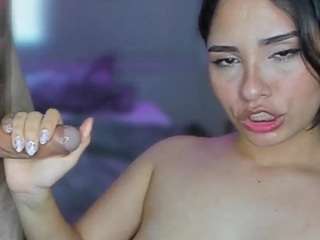 IamKiki on webcam for live free nude chat now