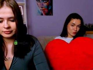 jeren-smile on webcam for live free nude chat now