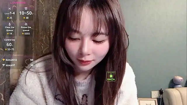kakaqi-kokia naked in live sex video chat