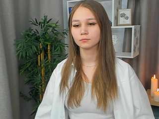 MerylAllston on webcam for live free nude chat now
