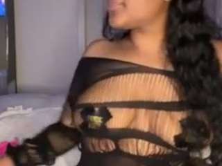 Perfect8Pocahontas on webcam for live free nude chat now