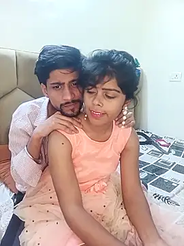ROMEO-JULIET1 naked in live sex video chat