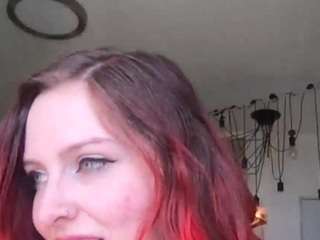 strawberrylemonade44 on webcam for live free nude chat now