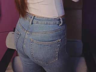 SynneBardon on webcam for live free nude chat now