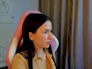 Tiffany-Wade on webcam for live free nude chat now