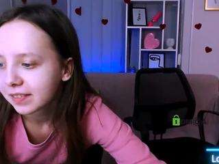 viks-hot on webcam for live free nude chat now