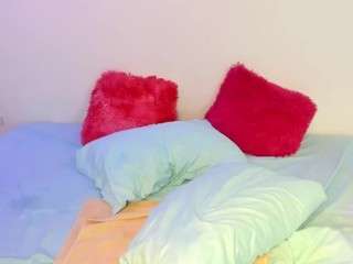XlatinaweetX on webcam for live free nude chat now