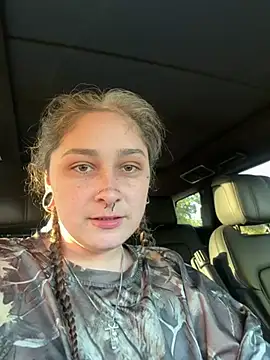 Alix_Valentine naked in live sex video chat