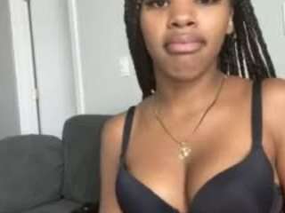 coacoabeann on webcam for live free nude chat now