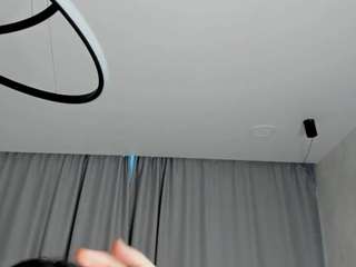 ElgaGuyse on webcam for live free nude chat now