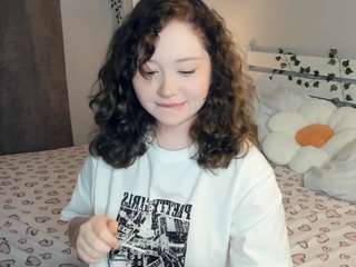 FellyKe11y on webcam for live free nude chat now