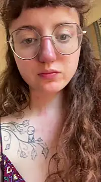 _foxygirl_ naked in live sex video chat